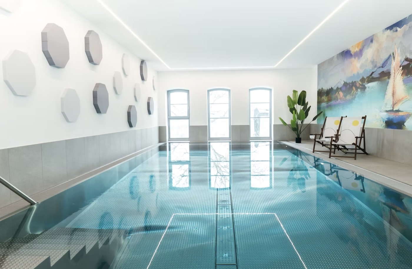 Beheizter Indoor-Pool der Ferienappartements Hochberg